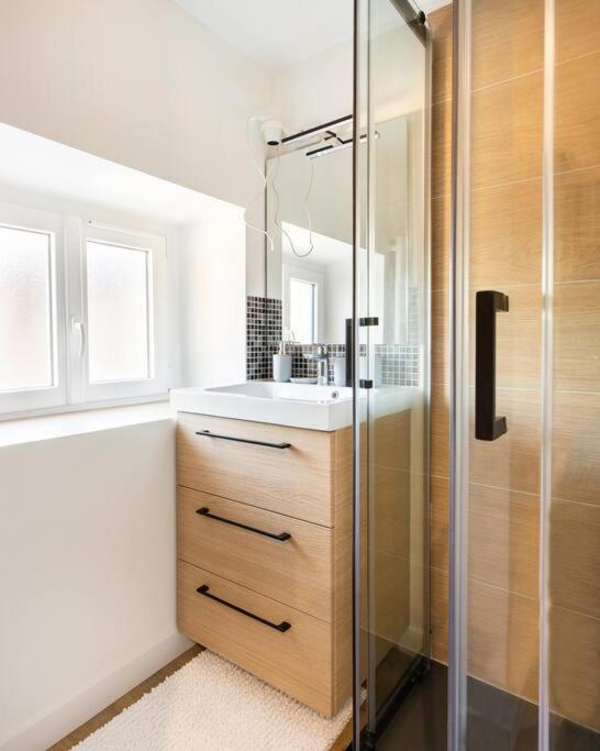 Appartement T2- Le Bon Accueil / Wifi / Parking Angoulême Buitenkant foto